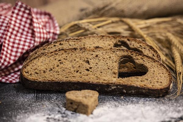 Brot mit Herz